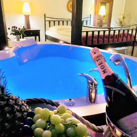 Restauracja - Hotel Mocca D'Oro มิโกวูฟ ภายนอก รูปภาพ
